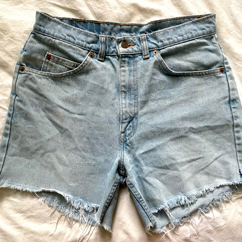 Vintage LEVI’S denim shorts